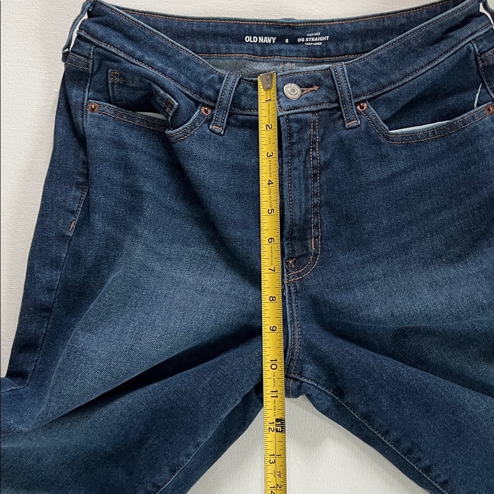Old Navy Women’s High-Rise OG Cozy-Lined Straight Jeans - Dark Blue - 8 - Picture 9 of 12